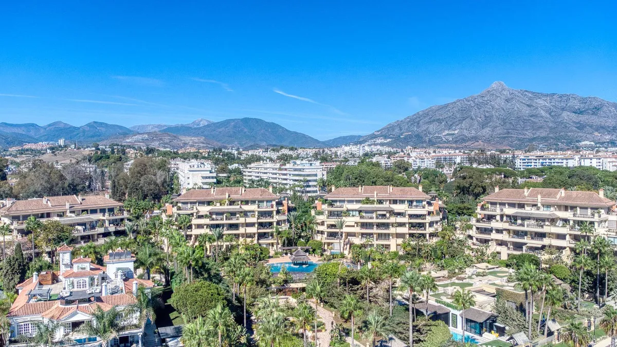 For sale apartment in Marbella - Puerto Banus with 6 bedrooms