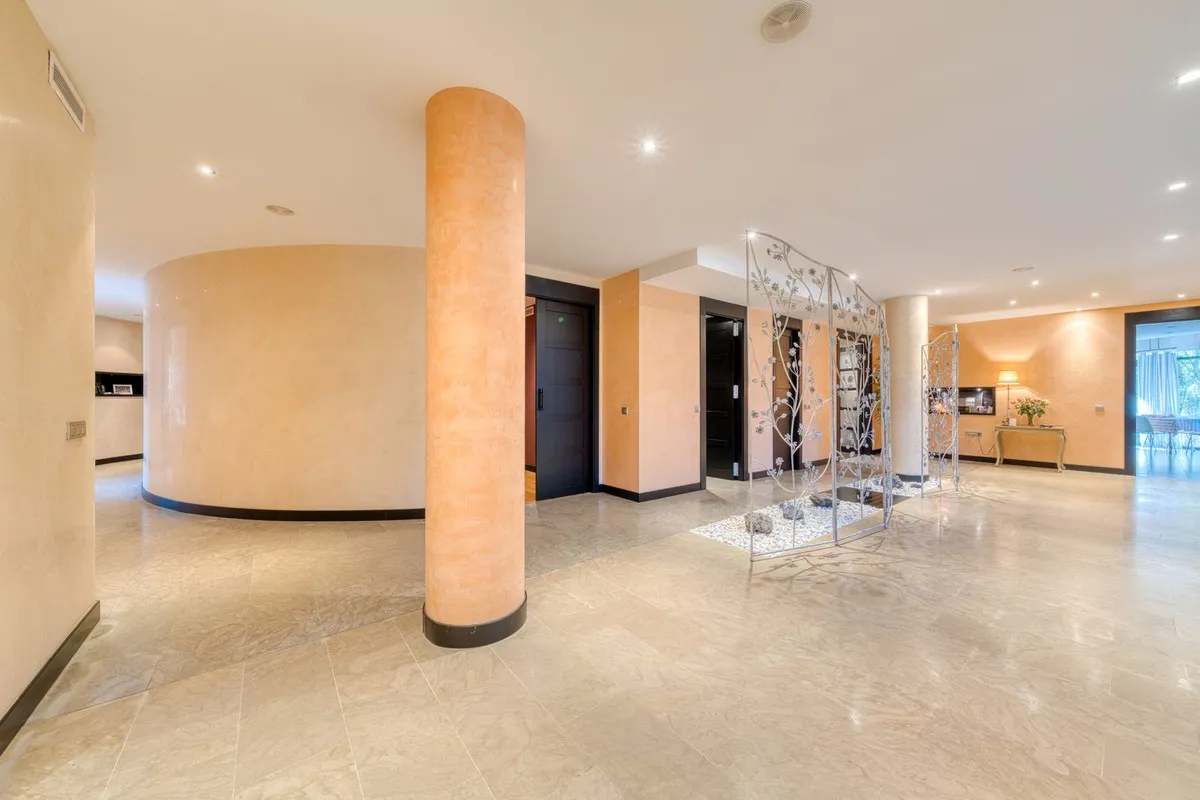 For sale apartment in Marbella - Puerto Banus with 6 bedrooms