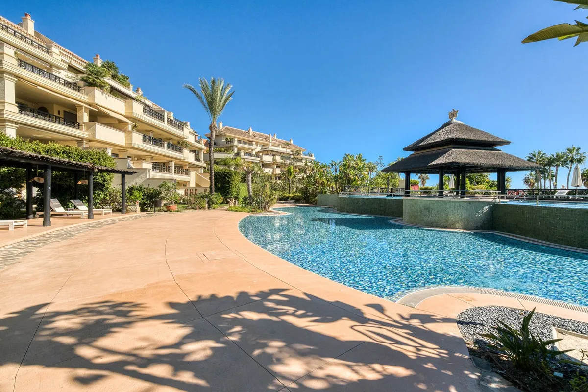 For sale apartment in Marbella - Puerto Banus with 6 bedrooms
