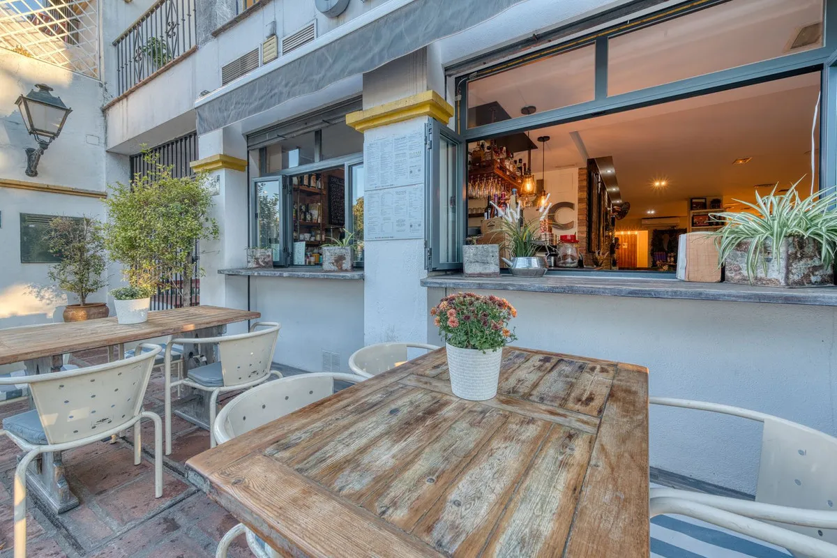 San Pedro de Alcantara restaurant for sale