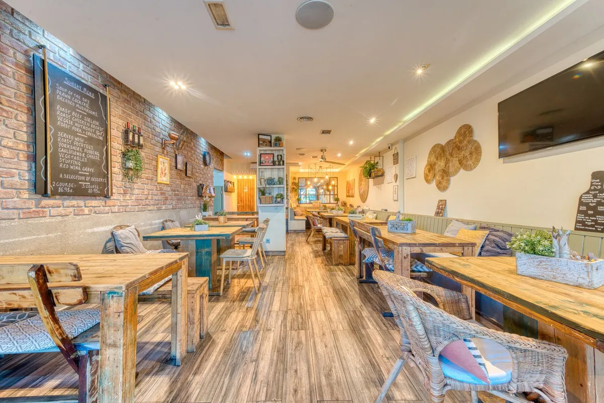 San Pedro de Alcantara restaurant for sale