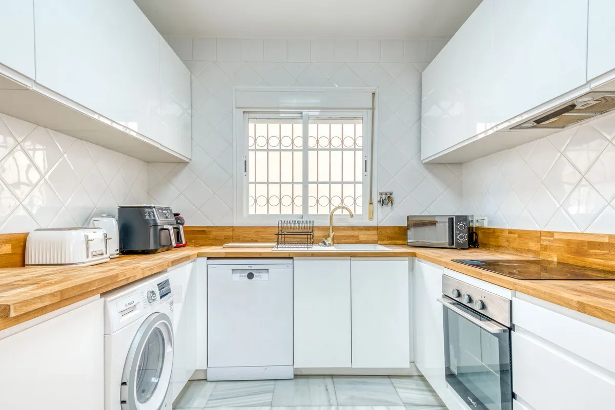 Villa de 4 dormitorios en venta en New Golden Mile