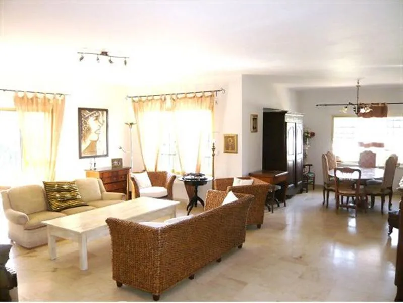 Nueva Andalucia villa for sale