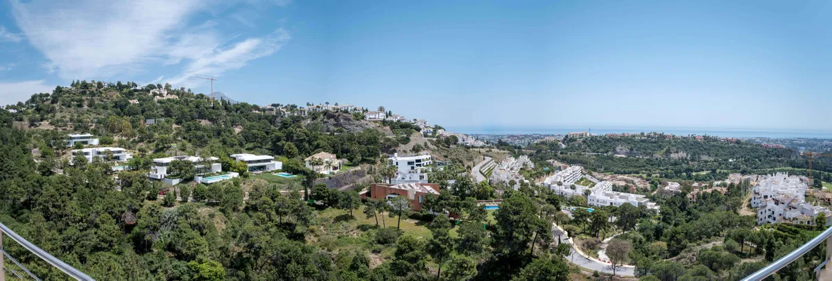 For sale Benahavis villa with 12 bedrooms