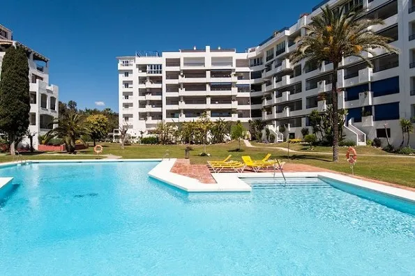 For sale 4 bedrooms penthouse in Marbella - Puerto Banus