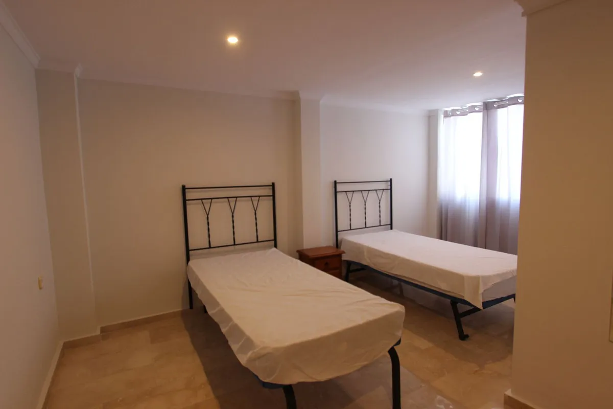 For sale 4 bedrooms penthouse in Marbella - Puerto Banus