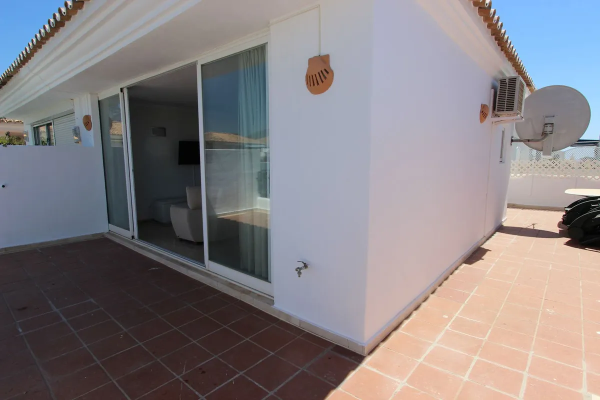 For sale 4 bedrooms penthouse in Marbella - Puerto Banus