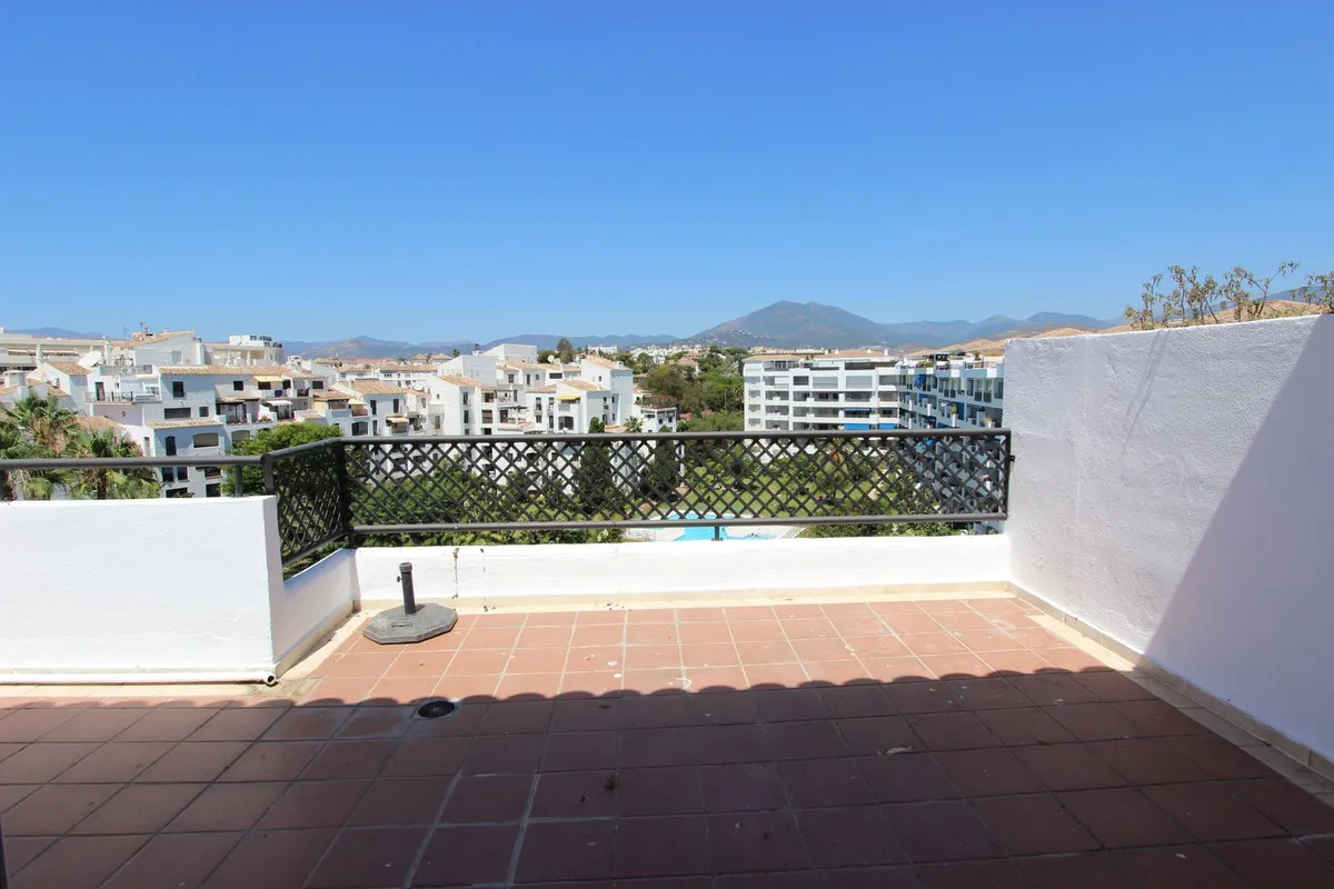 For sale 4 bedrooms penthouse in Marbella - Puerto Banus