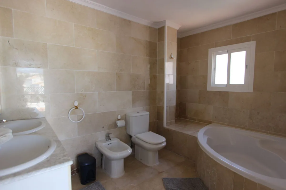 For sale 4 bedrooms penthouse in Marbella - Puerto Banus