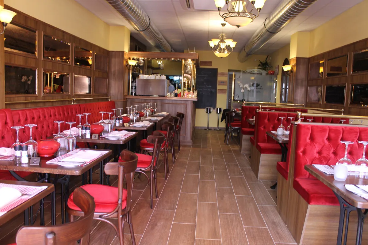 Calahonda restaurant for sale