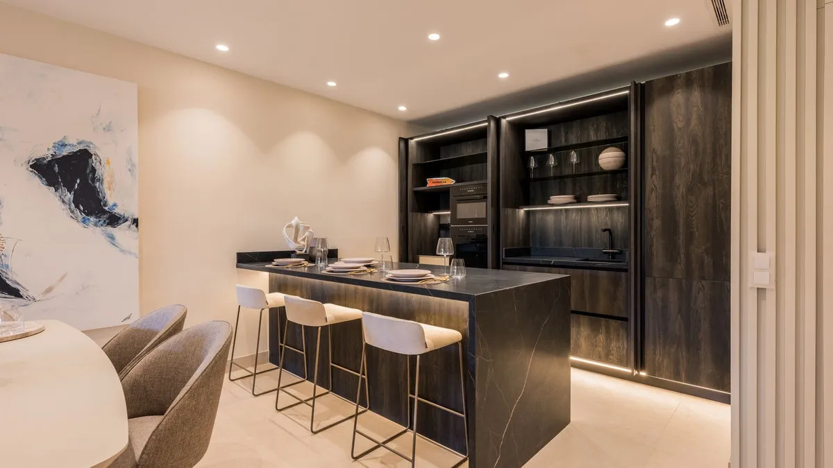 For sale 3 bedrooms ground floor apartment in New Golden Mile