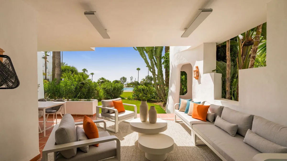 3 bedrooms ground floor apartment for sale in Costalita