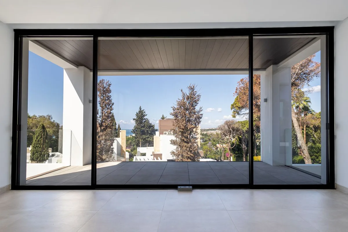 Villa a la venta con 4 dormitorios en Marbella Golden Mile