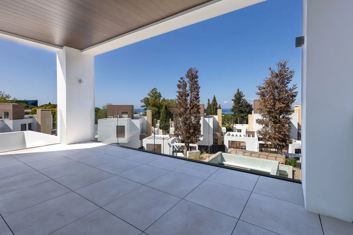 Villa a la venta con 4 dormitorios en Marbella Golden Mile