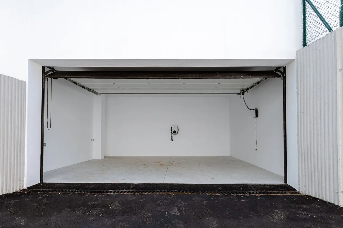 Villa a la venta con 4 dormitorios en Marbella Golden Mile