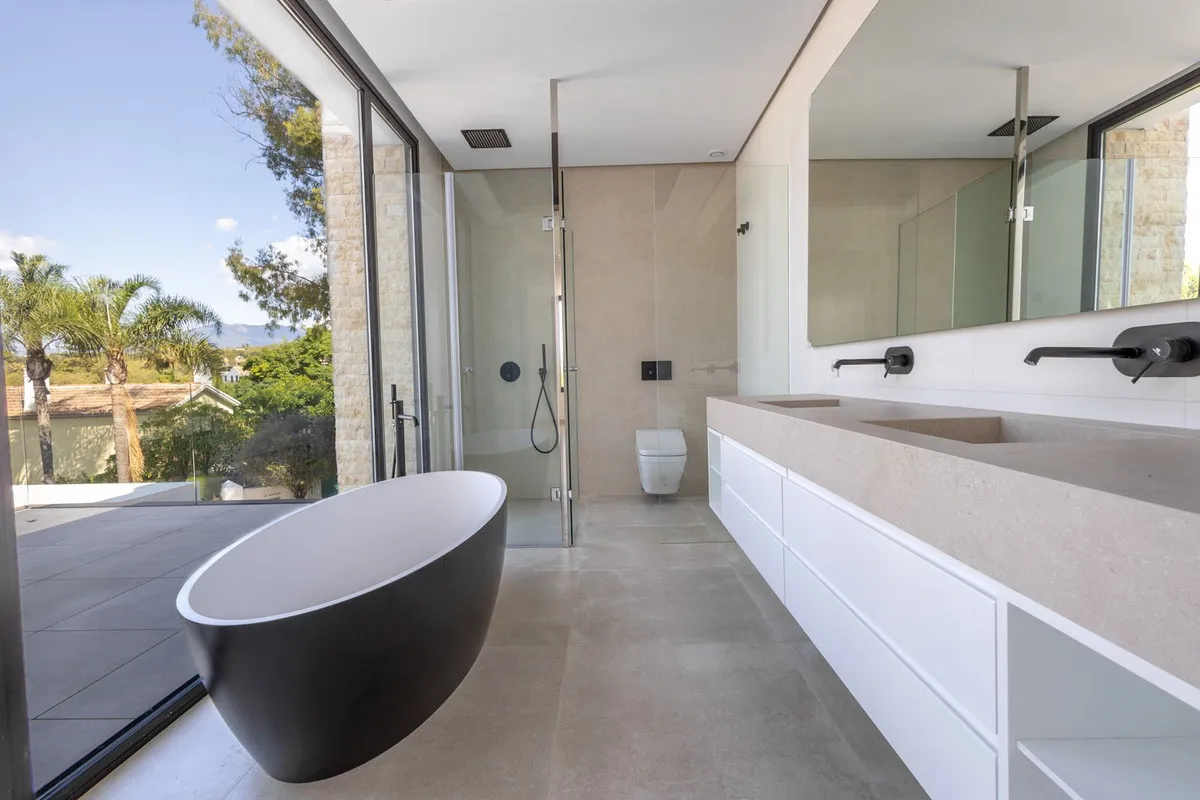 Villa a la venta con 4 dormitorios en Marbella Golden Mile