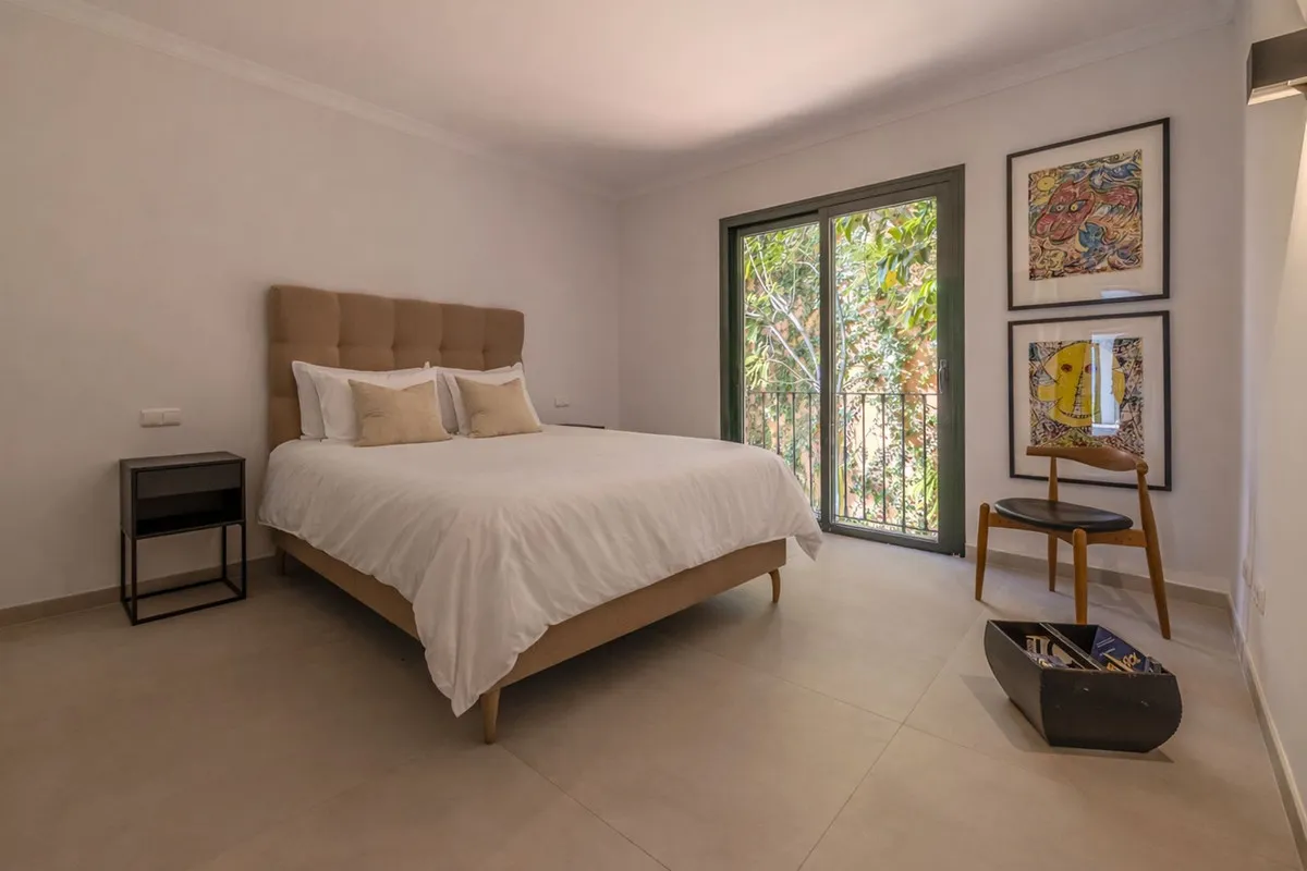 Apartamento con 3 dormitorios en venta en Monte Halcones