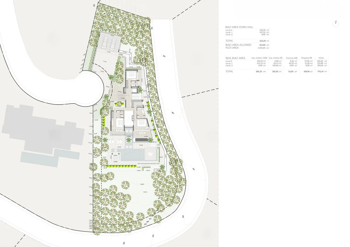 Parcela en venta con 5 dormitorios en Benahavis