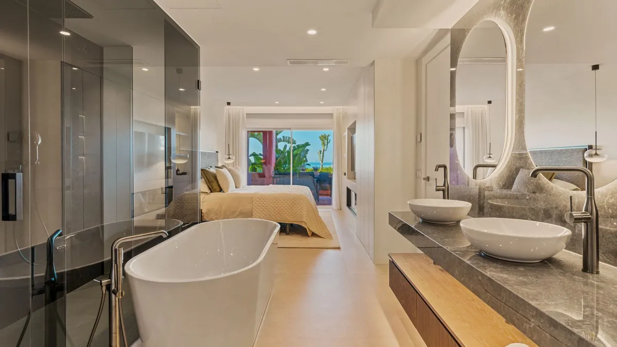 Apartamento planta baja en venta en New Golden Mile