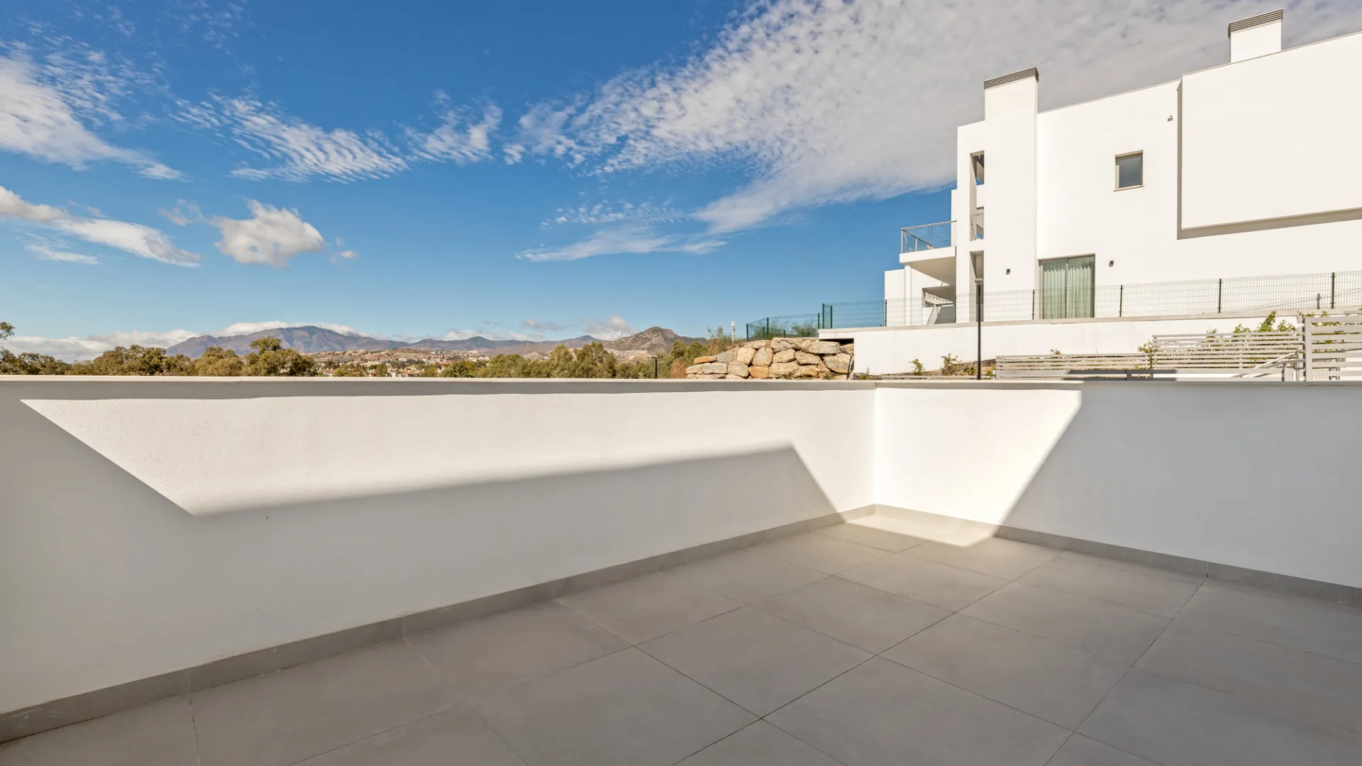 San Pedro de Alcantara, pareado a la venta de 4 dormitorios