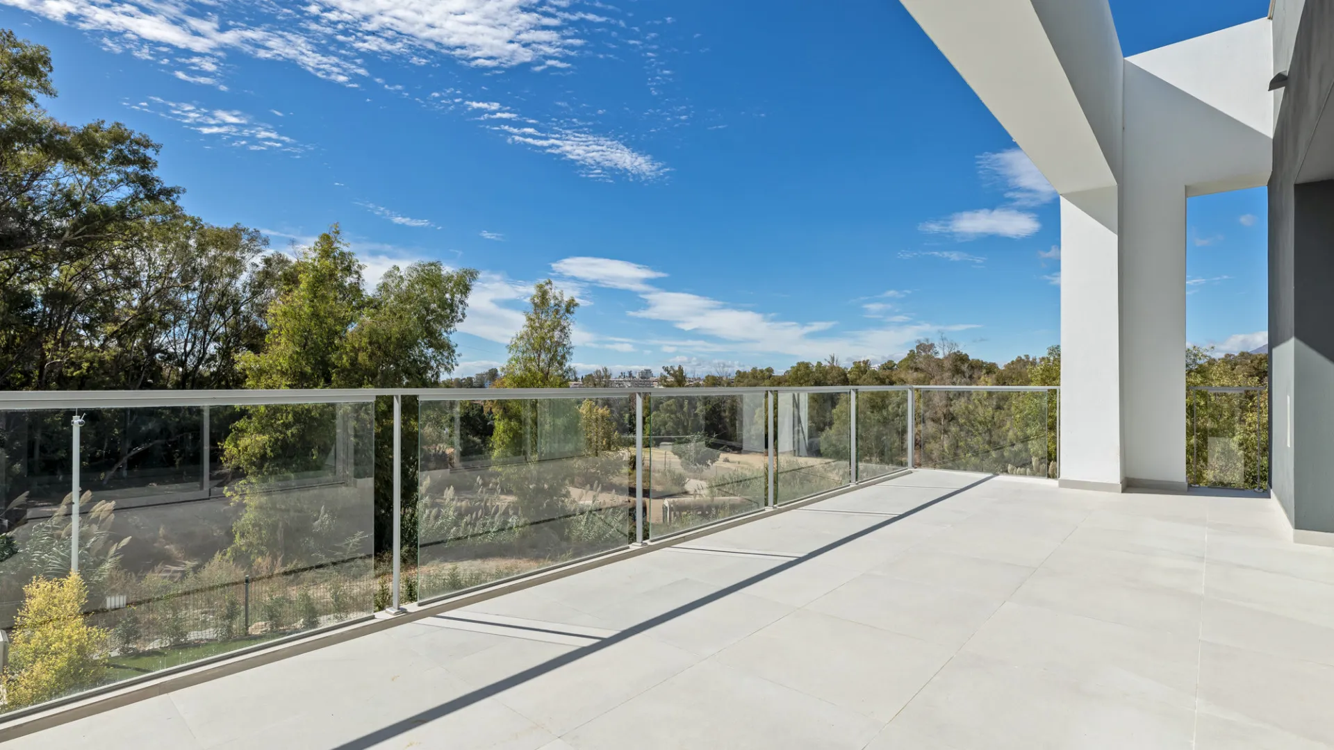 San Pedro de Alcantara, pareado a la venta de 4 dormitorios