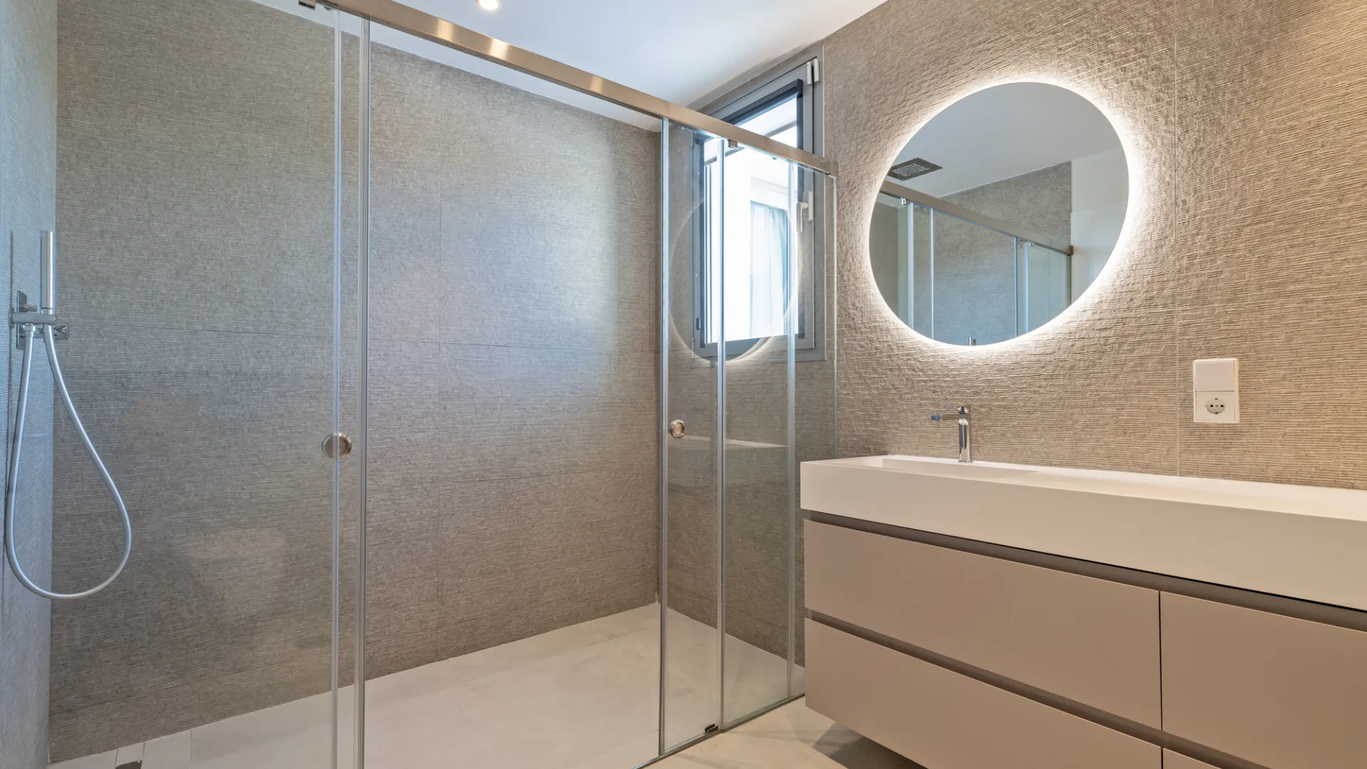 San Pedro de Alcantara, pareado a la venta de 4 dormitorios