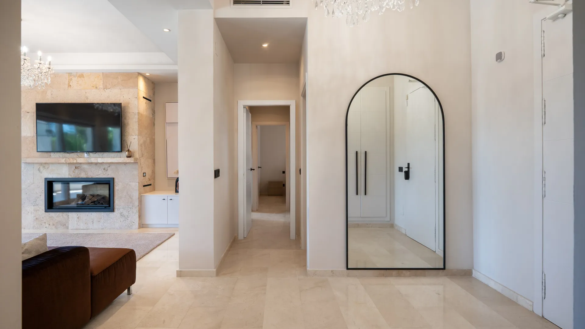 For sale Nueva Andalucia 6 bedrooms villa