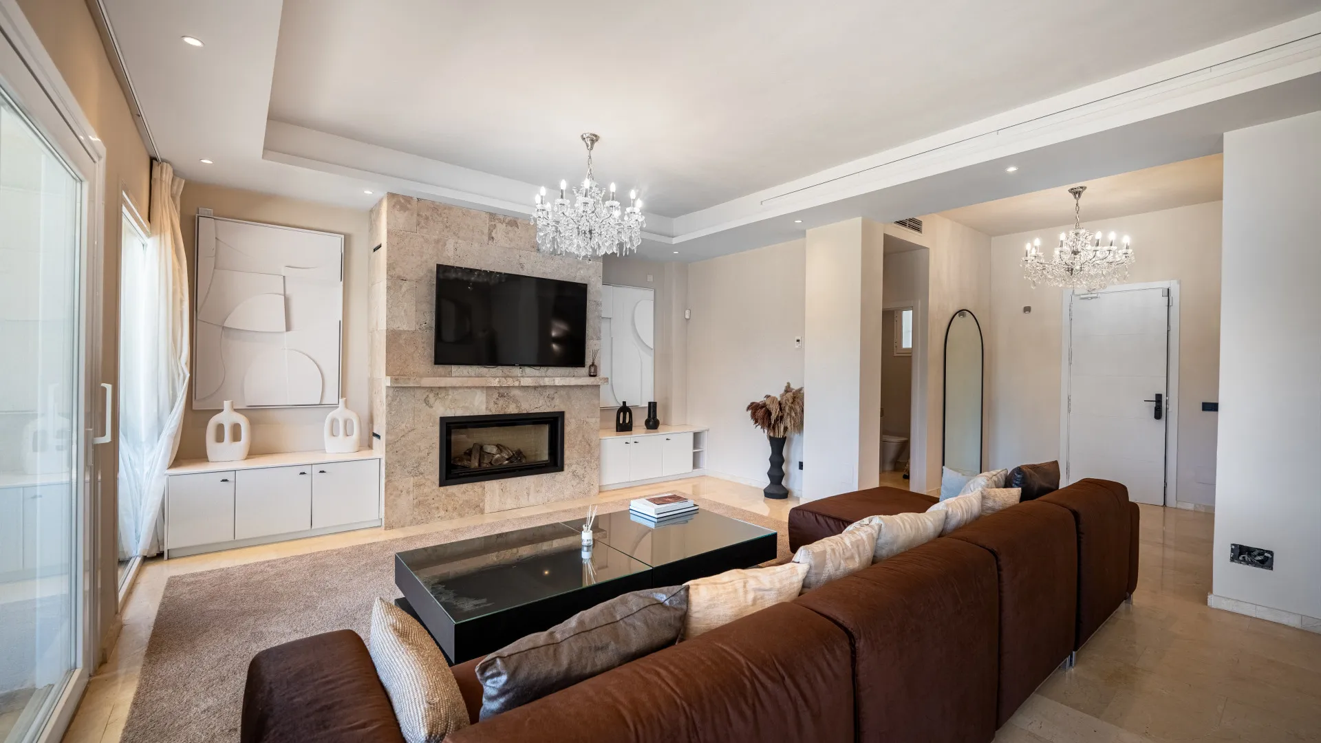 For sale Nueva Andalucia 6 bedrooms villa