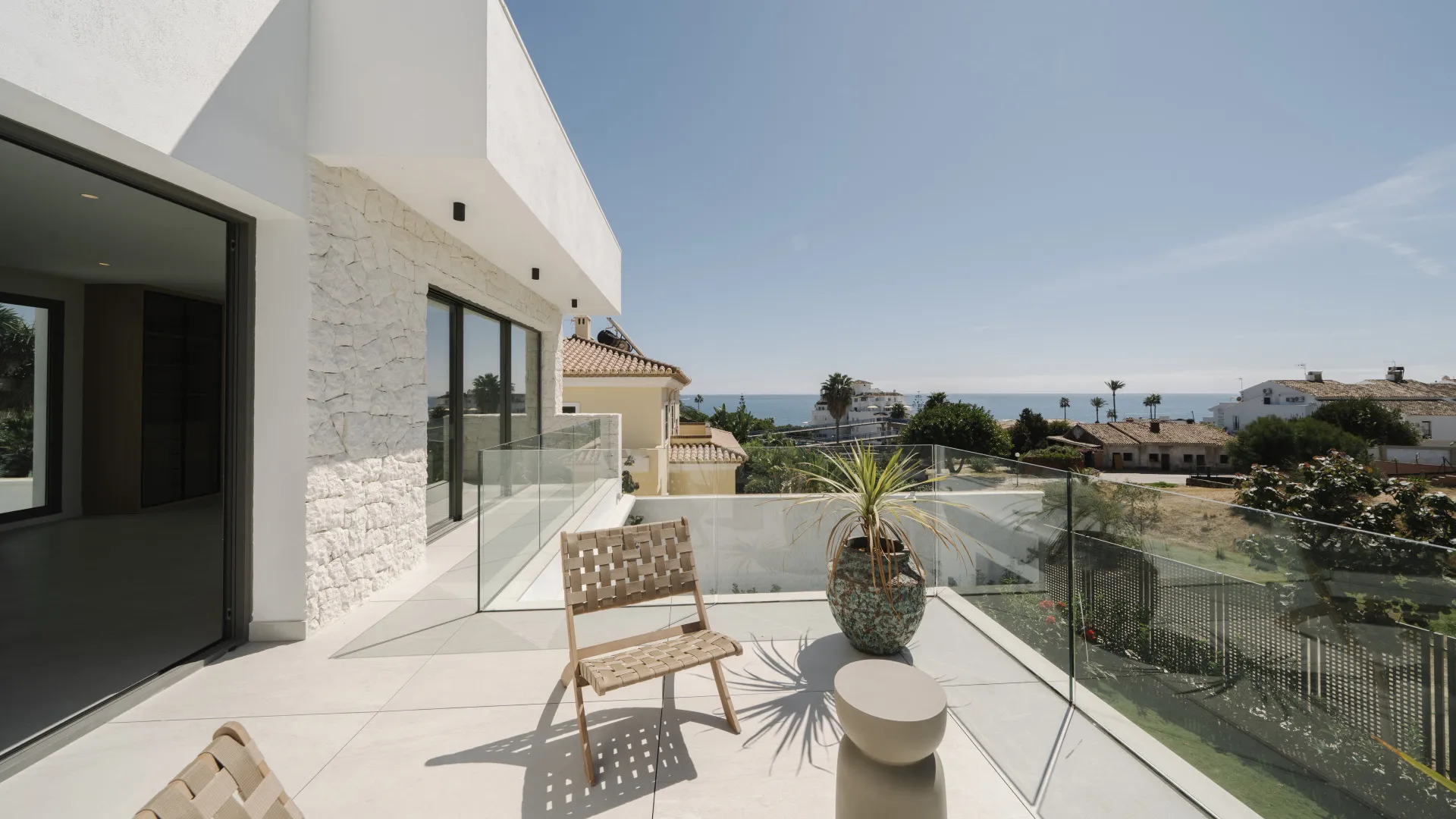 For sale villa in Estepona with 4 bedrooms