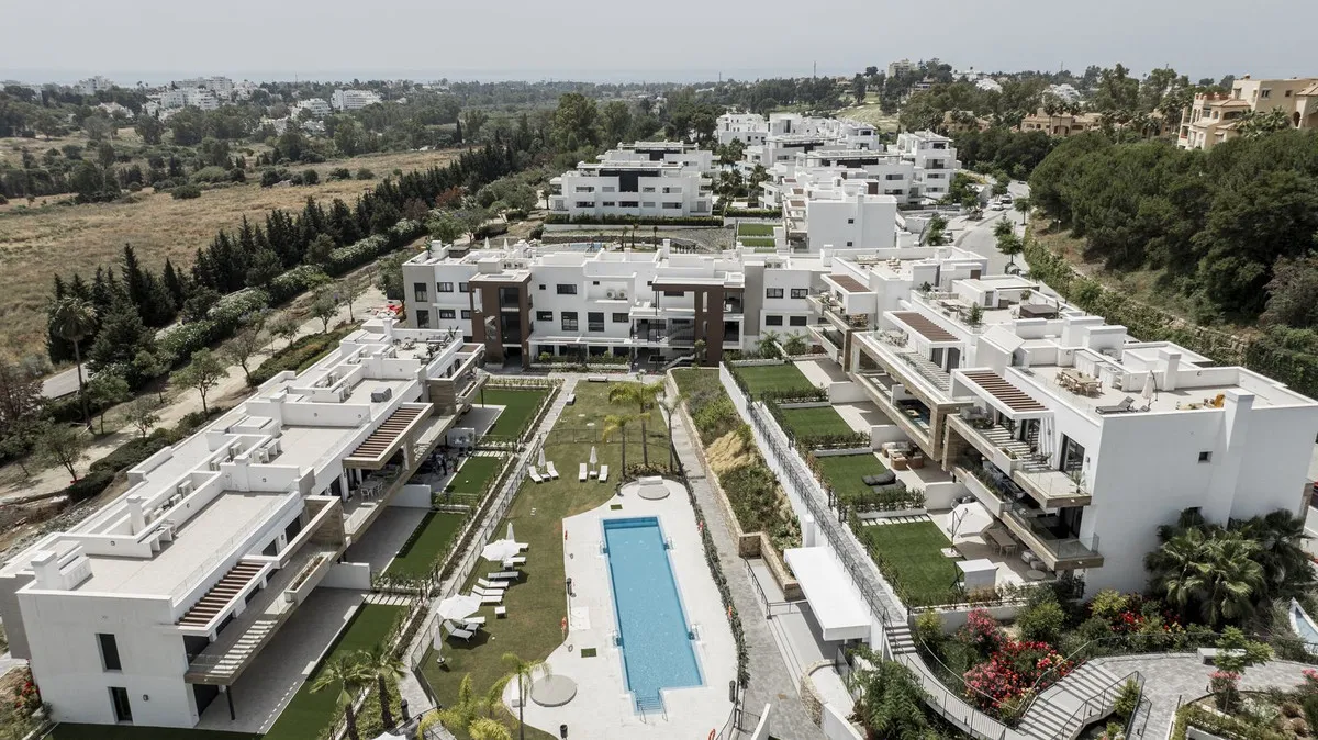 For sale penthouse in Estepona with 3 bedrooms