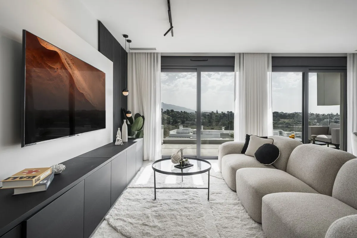 For sale penthouse in Estepona with 3 bedrooms