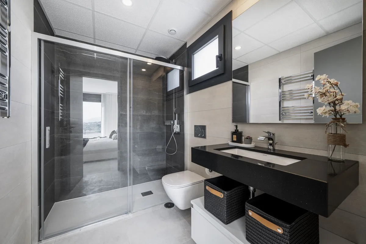 For sale penthouse in Estepona with 3 bedrooms