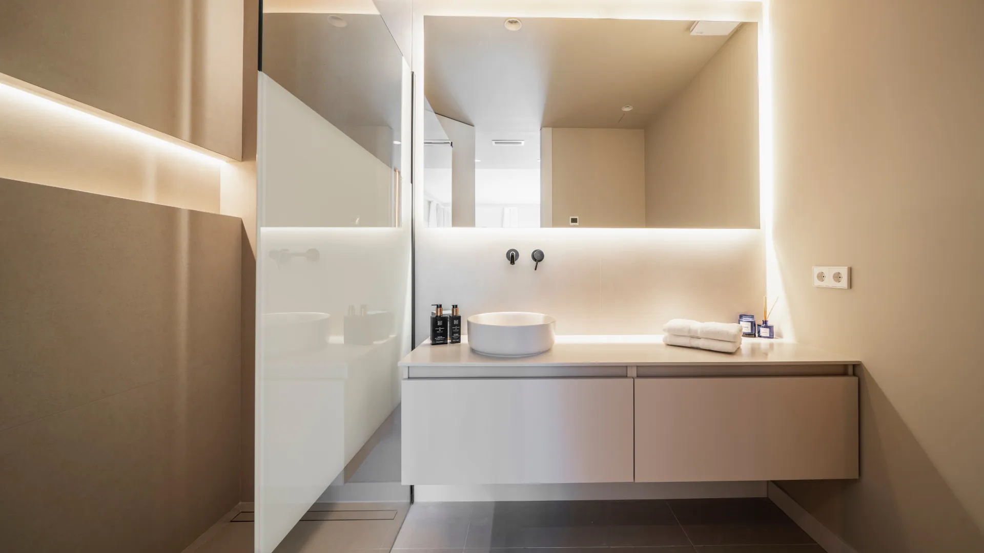 La Quinta, duplex en venta de 3 dormitorios