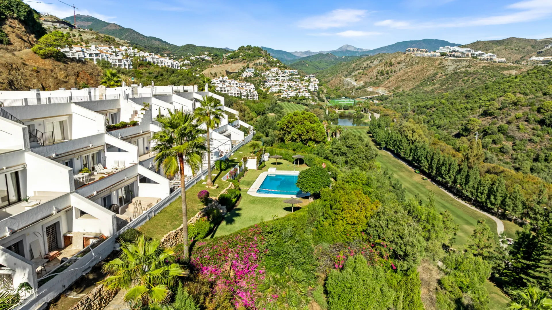 Comprar apartamento en La Quinta de 3 dormitorios