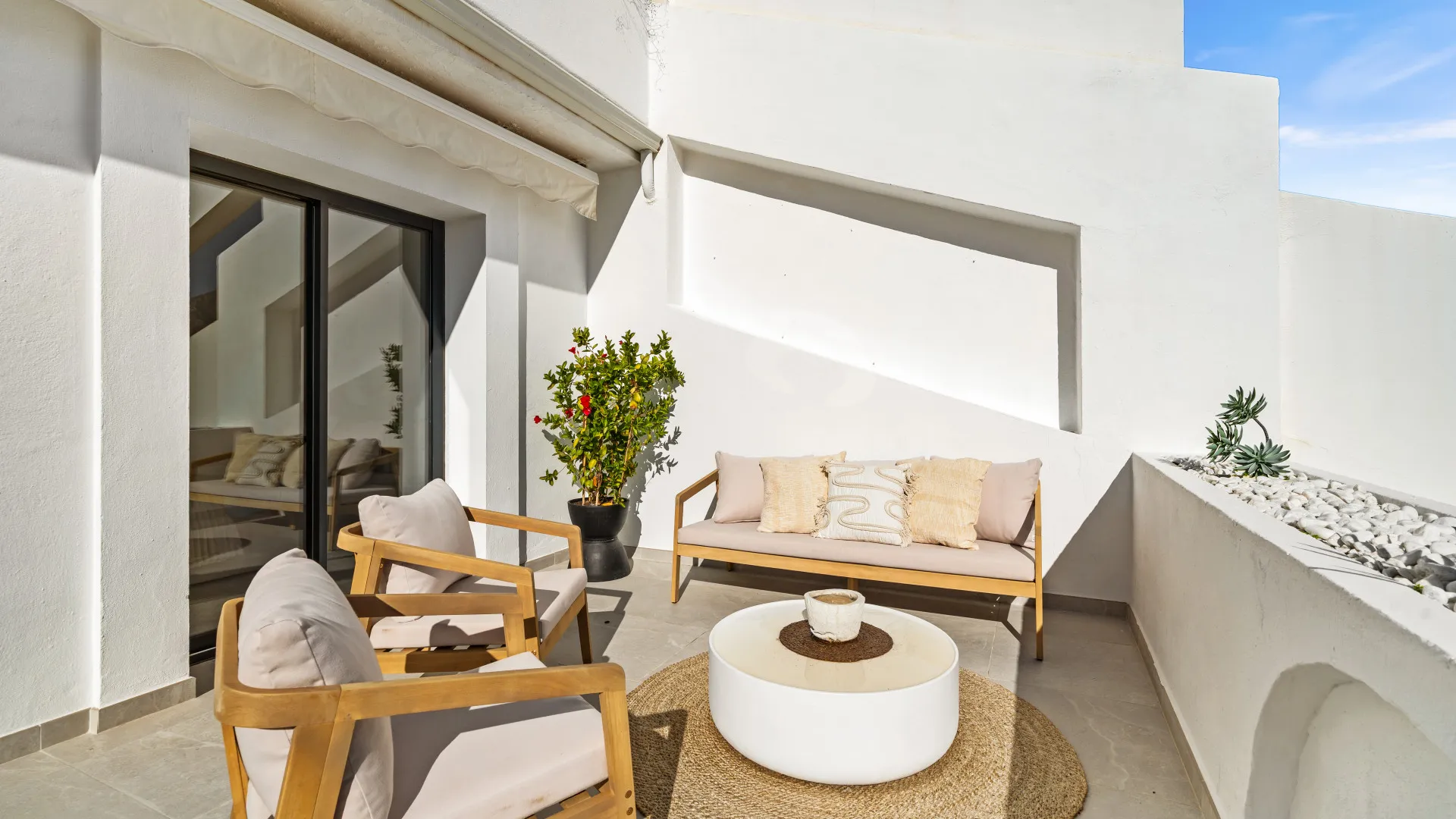 Comprar apartamento en La Quinta de 3 dormitorios