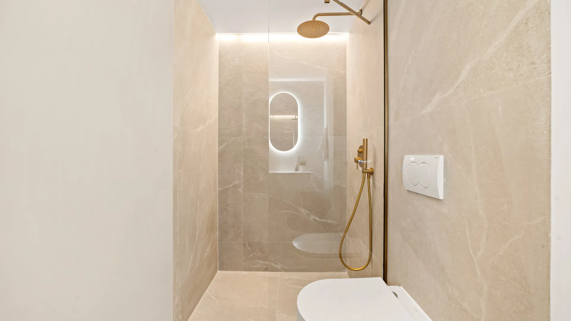 Comprar apartamento en La Quinta de 3 dormitorios