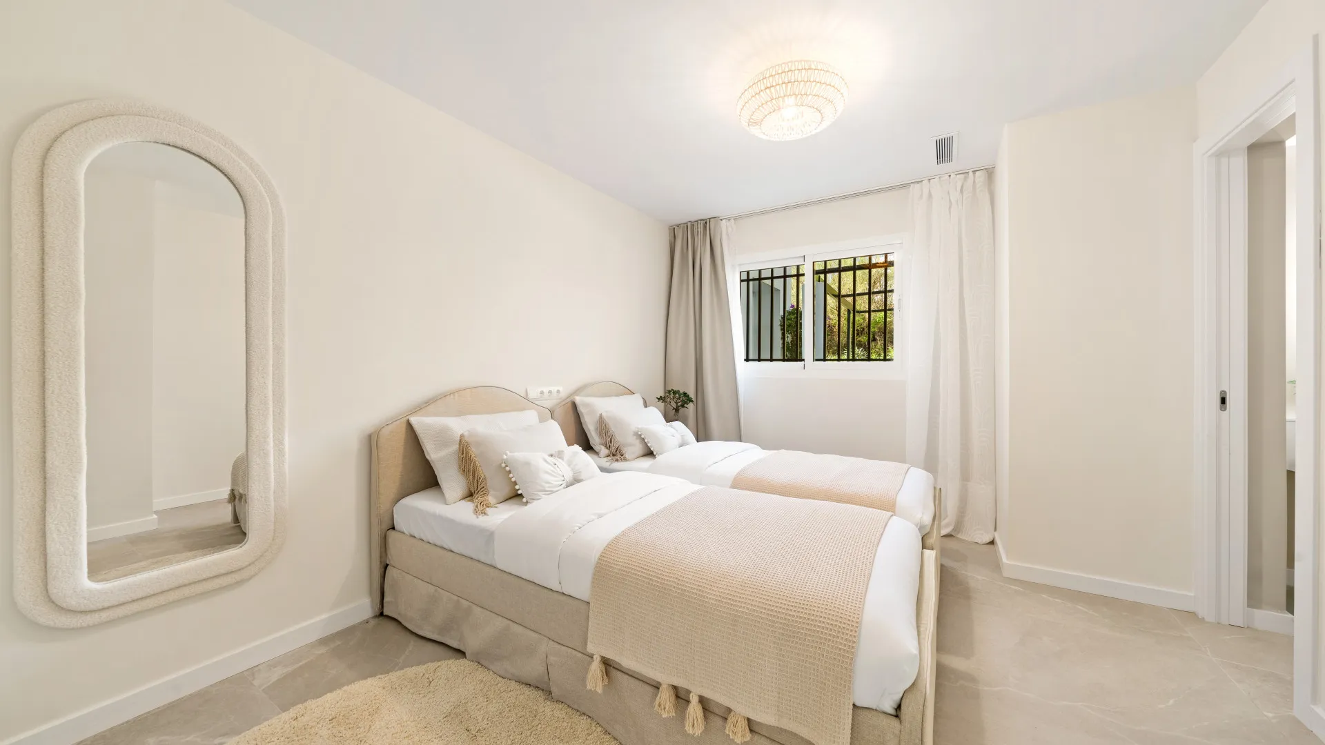 Comprar apartamento en La Quinta de 3 dormitorios