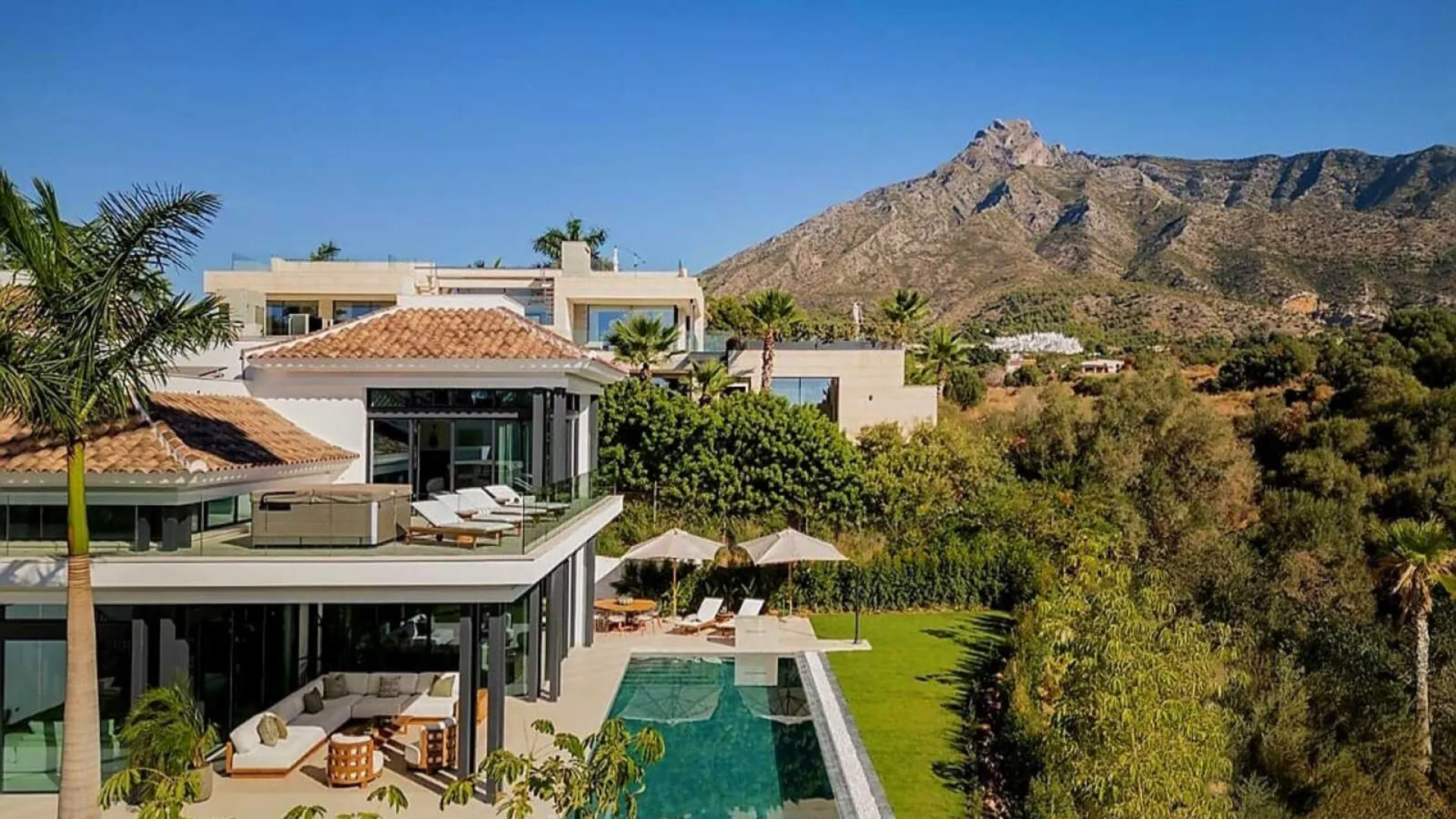 Marbella Golden Mile, villa con 4 dormitorios en venta