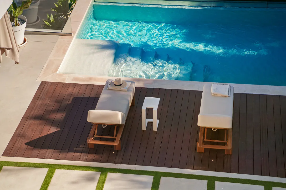 Villa for sale in Nueva Andalucia with 5 bedrooms