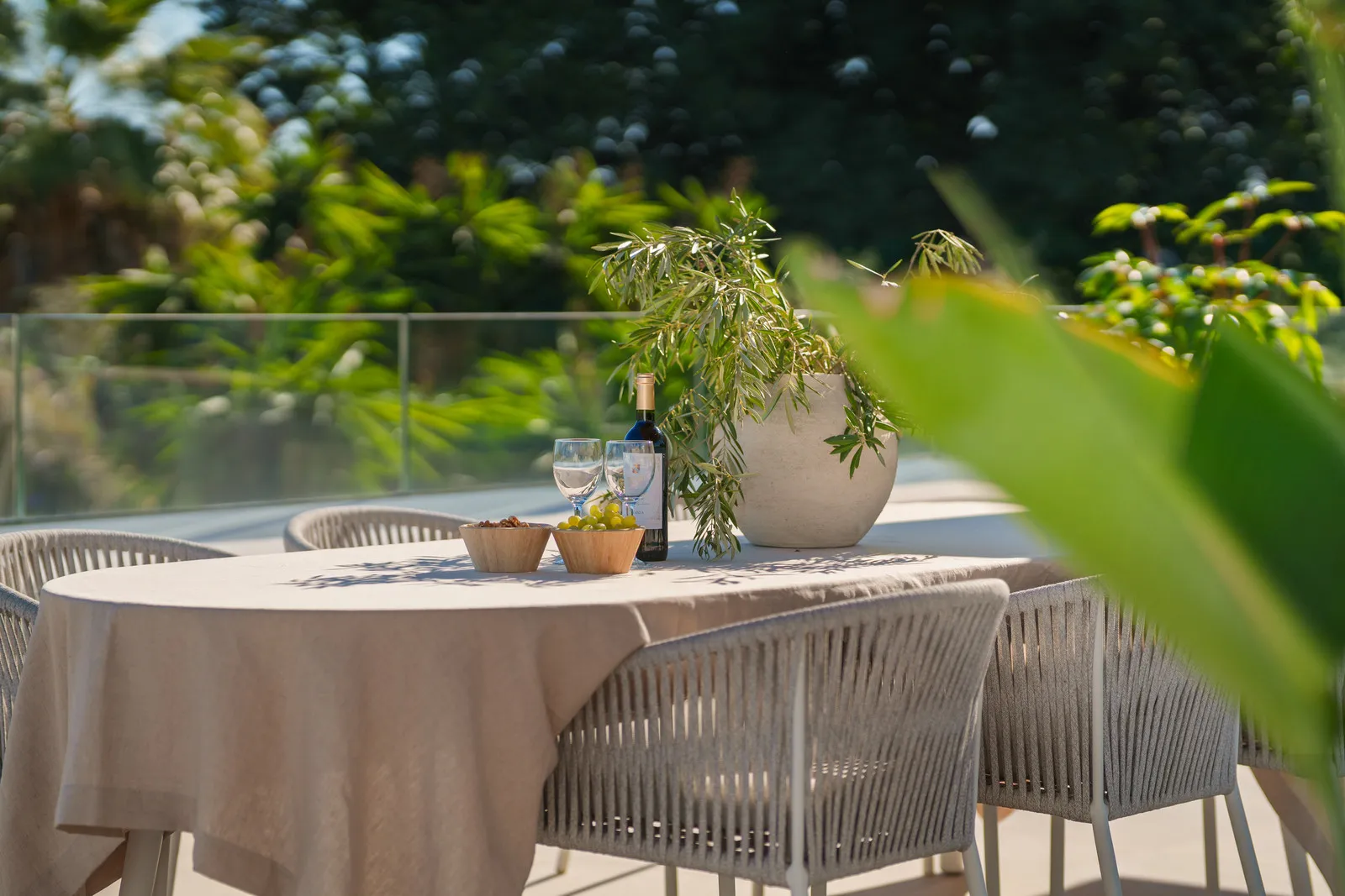 Villa for sale in Nueva Andalucia with 5 bedrooms