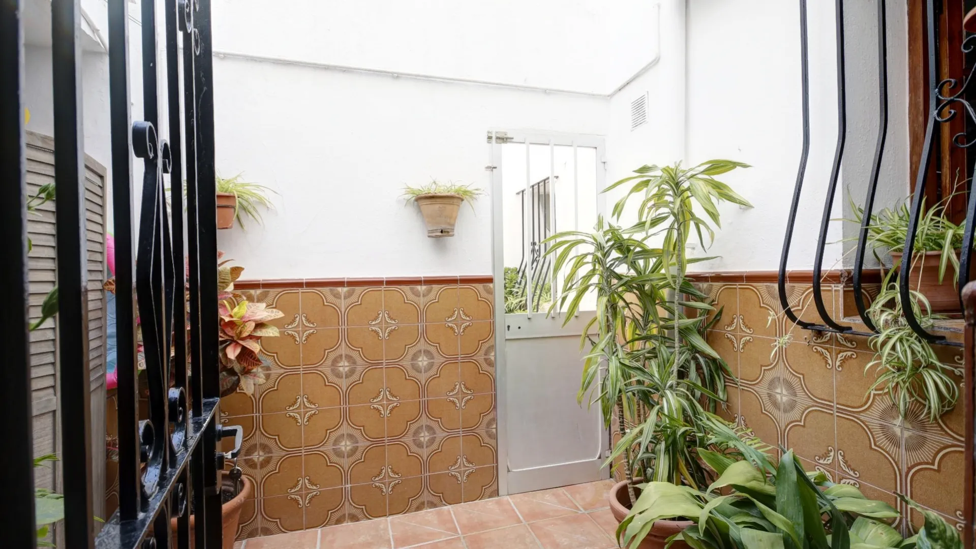 Adosado en venta en Estepona Casco Antiguo de 7 dormitorios