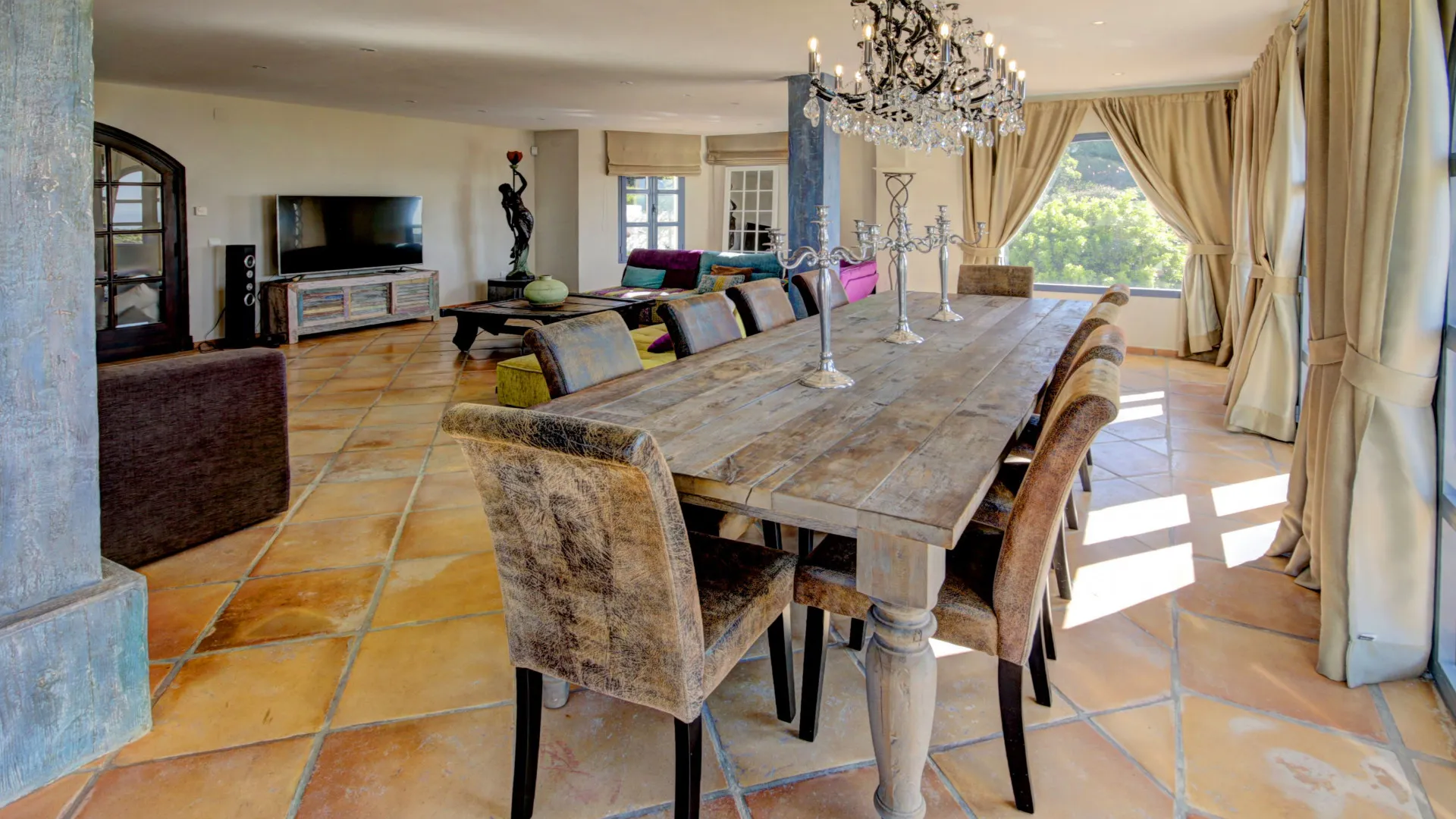 Comprar villa en El Padron con 7 dormitorios