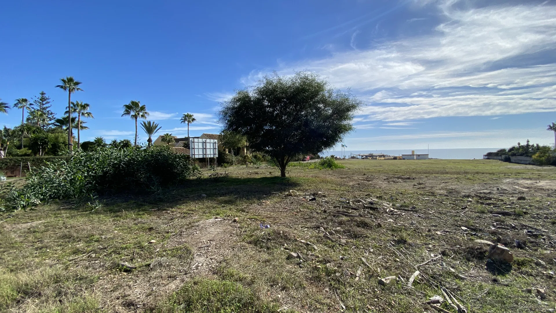 Comprar parcela en Guadalmina Baja