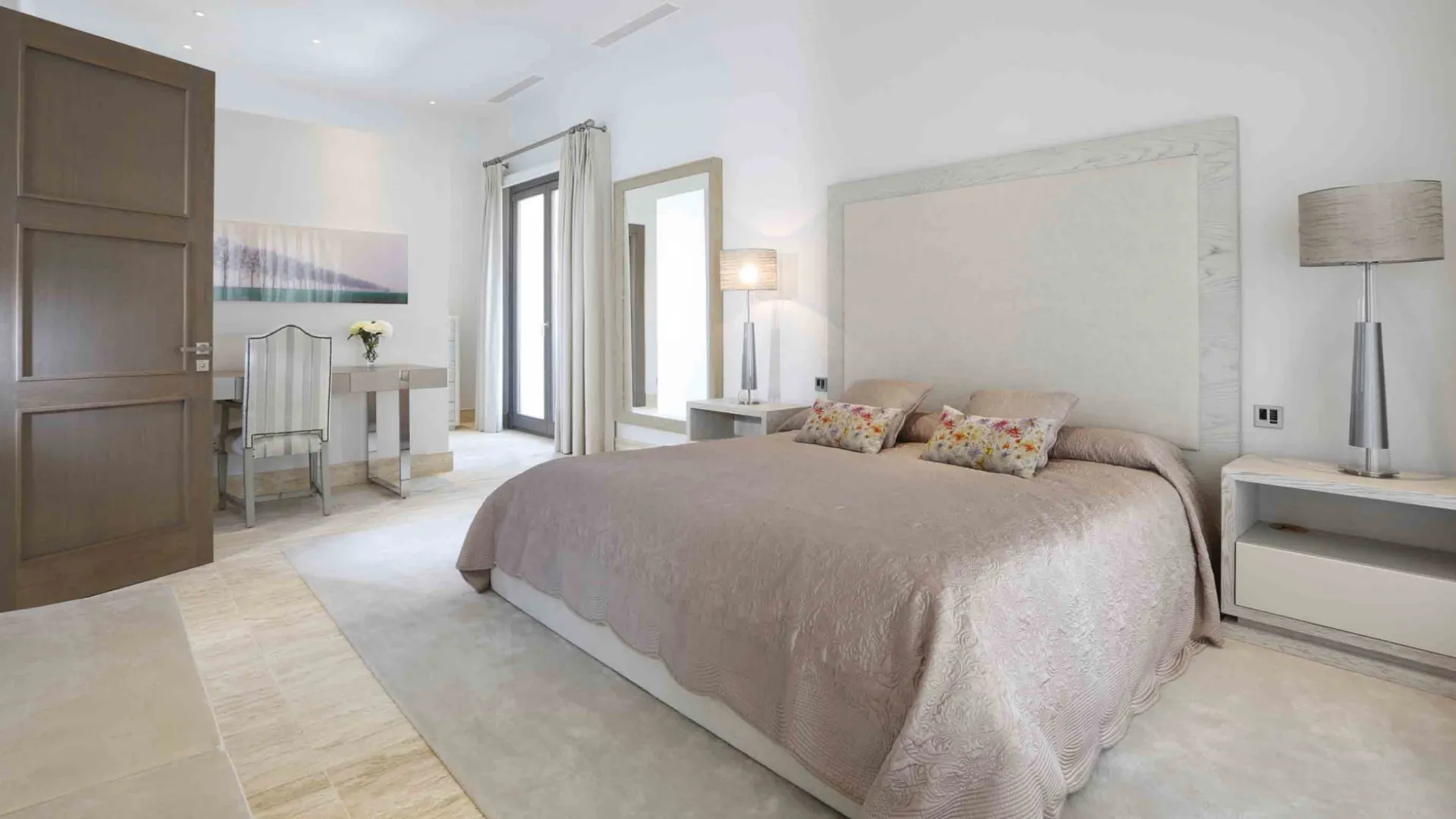 Villa for sale in Sotogrande with 6 bedrooms