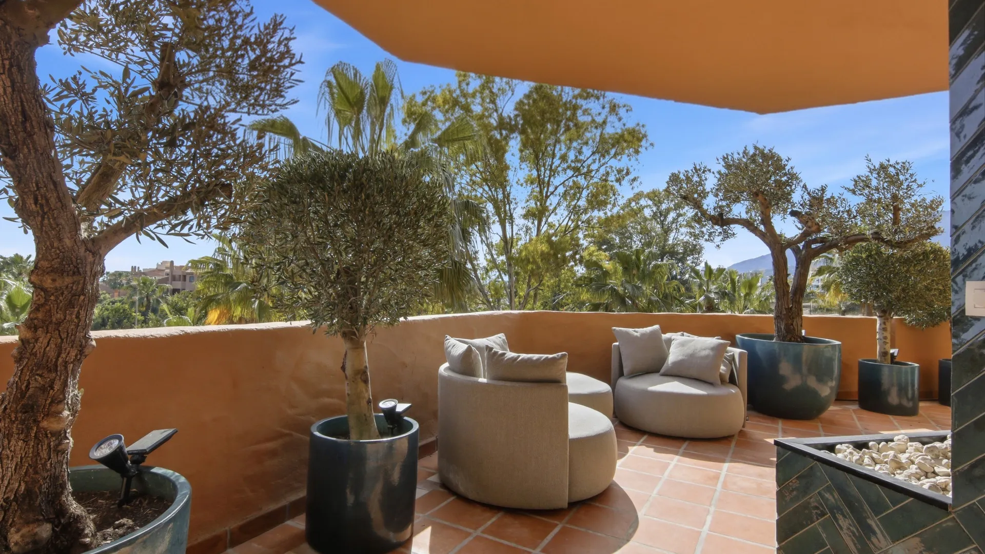 Apartamento de 2 dormitorios a la venta en Kempinski