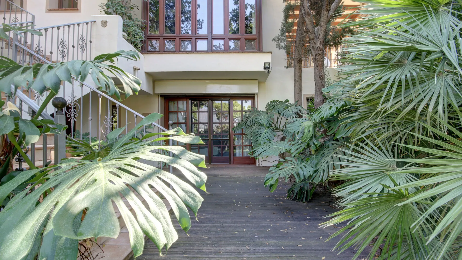 Buy villa in La Zagaleta