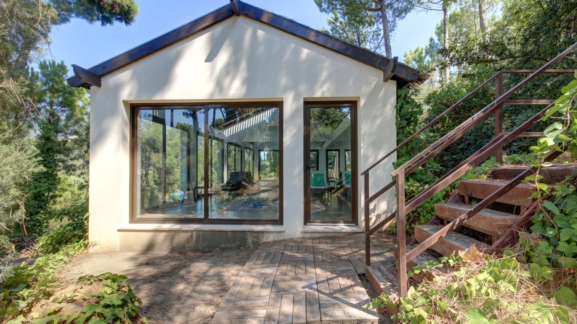 Buy villa in La Zagaleta