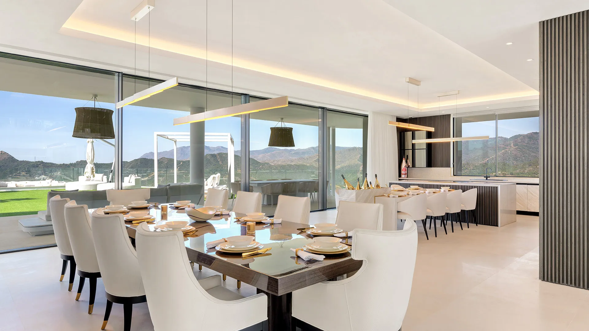 For sale 16 bedrooms villa in La Zagaleta