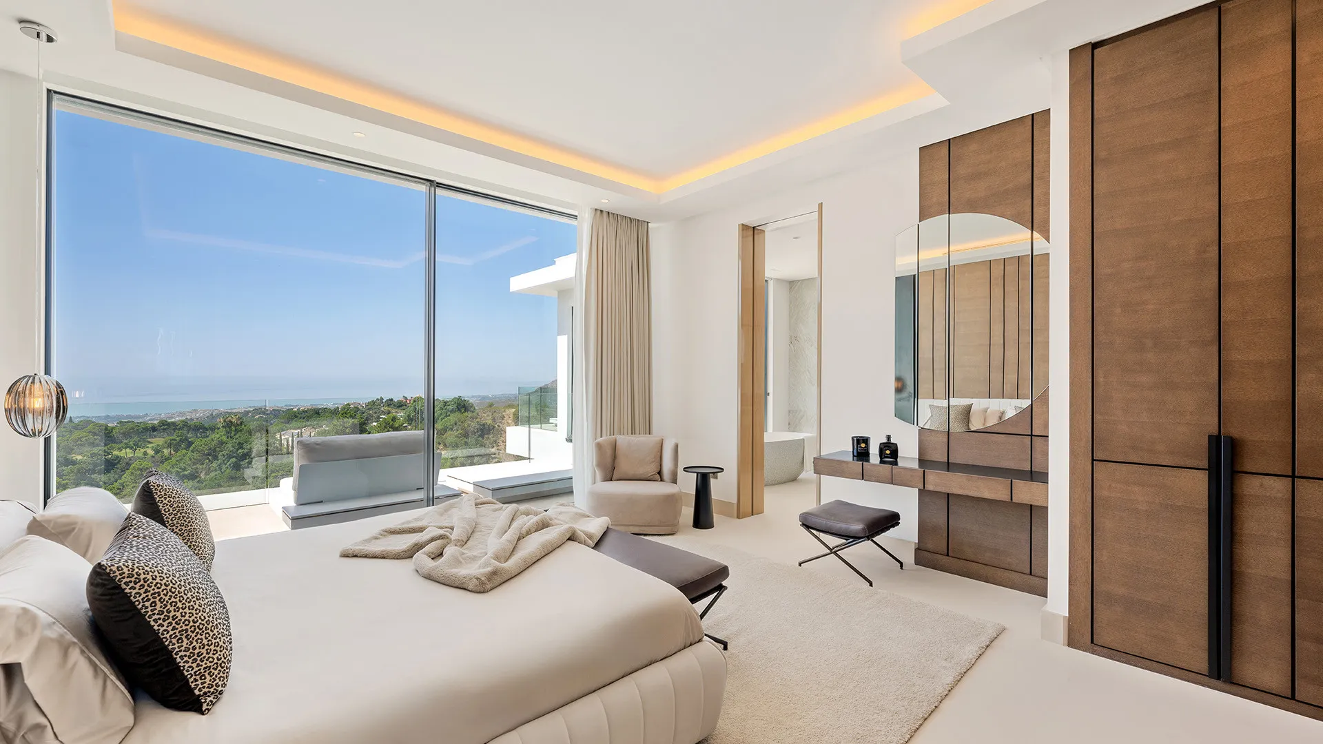 For sale 16 bedrooms villa in La Zagaleta