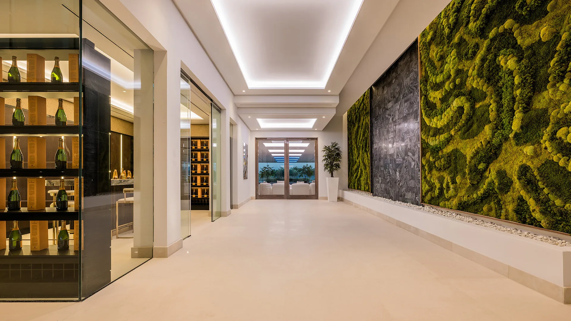 For sale 16 bedrooms villa in La Zagaleta